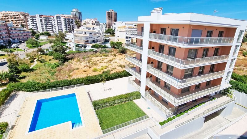 Apartamento novo T0 Praia da Rocha Portimão - varandas, jardim, vista mar, chão radiante, piscina, ar condicionado