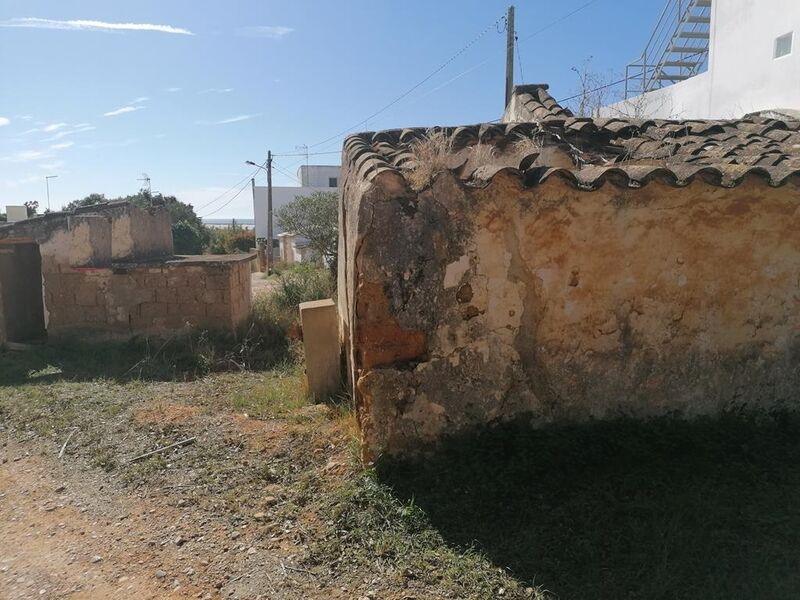 House in ruins Arroteia Tavira