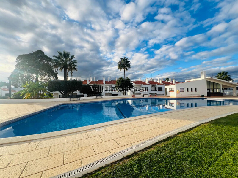 Apartamento T2 Montechoro  Albufeira - piscina, condomínio privado, jardim, mobilado, varandas, equipado