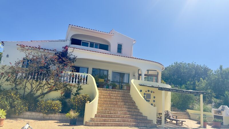House V3 Alcaria Cova Faro - sauna, swimming pool, fireplace, barbecue, balcony, garden