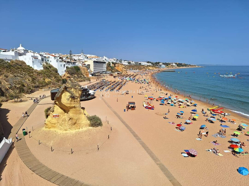 жилой дом элитная V3 Marina De Albufeira - бассейн, терраса, сад