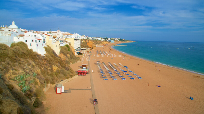 Apartment T3 nuevo Albufeira - quiet area, kitchen, air conditioning, double glazing, garage, swimming pool, terrace