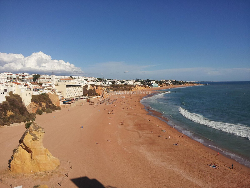 Apartment 2 bedrooms Albufeira - fireplace, kitchen, balcony