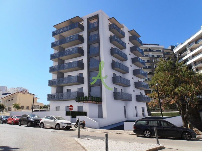 Apartamento T2 Praia da Rocha Portimão - varanda, terraço, ar condicionado, vidros duplos, painéis solares