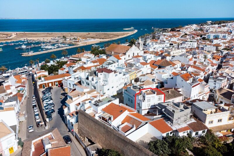 Casa bem localizada V3 São Gonçalo de Lagos - terraço