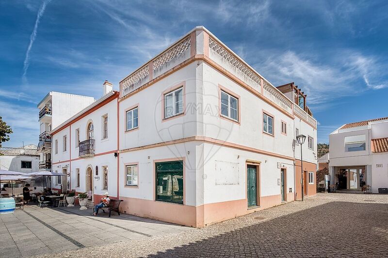 Casa/Vivenda V3 no centro Odeceixe Aljezur - terraço