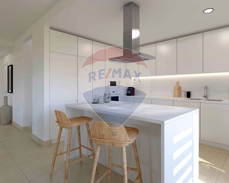 Apartment new 2 bedrooms Albufeira - equipped, balcony, terrace, air conditioning, barbecue, swimming pool, garden, solar panels, condominium, playground