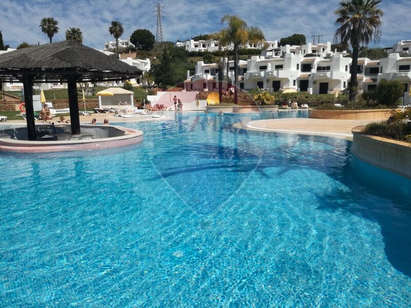 Apartment T1 Albufeira - terrace, air conditioning, garden, playground, swimming pool