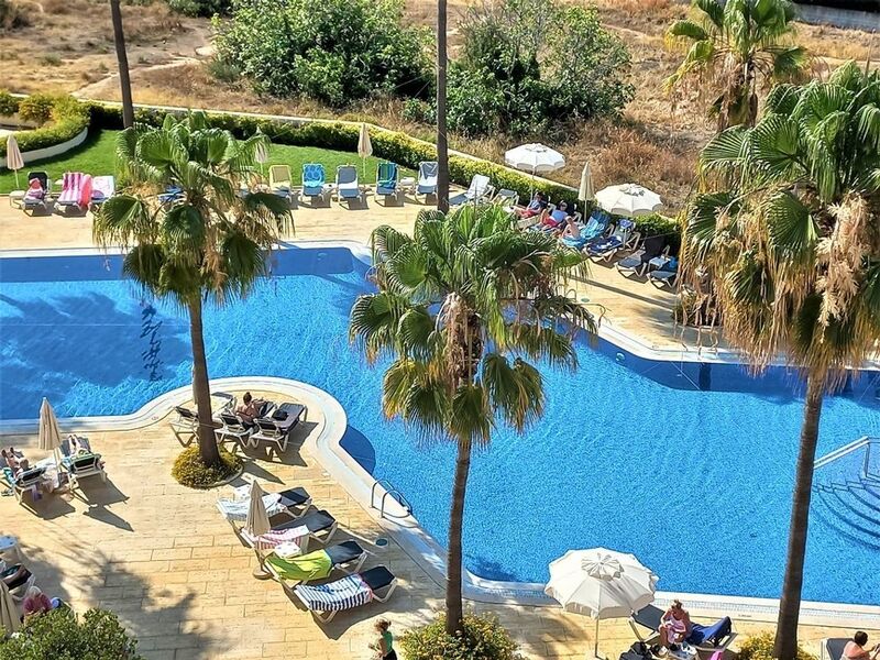 Apartment T0 Renovated near the beach Albufeira - sauna, air conditioning, equipped, sea view, swimming pool