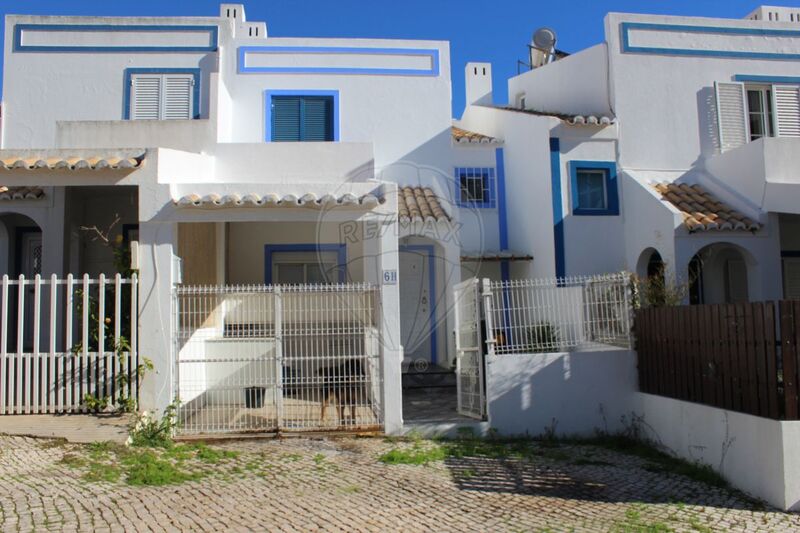 House Semidetached in the center 3 bedrooms Albufeira - fireplace, terrace, barbecue
