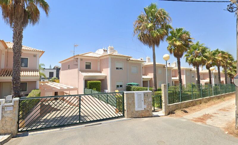House 3 bedrooms Modern Albufeira - equipped kitchen, terrace, swimming pool, garage