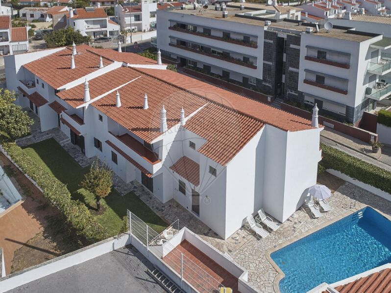 Apartment Duplex well located Albufeira - fireplace, garage, terrace, lots of natural light, ground-floor, swimming pool, store room, terraces
