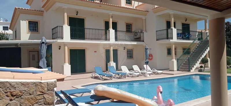House in the center 7 bedrooms Albufeira - terrace, swimming pool, fireplace, store room
