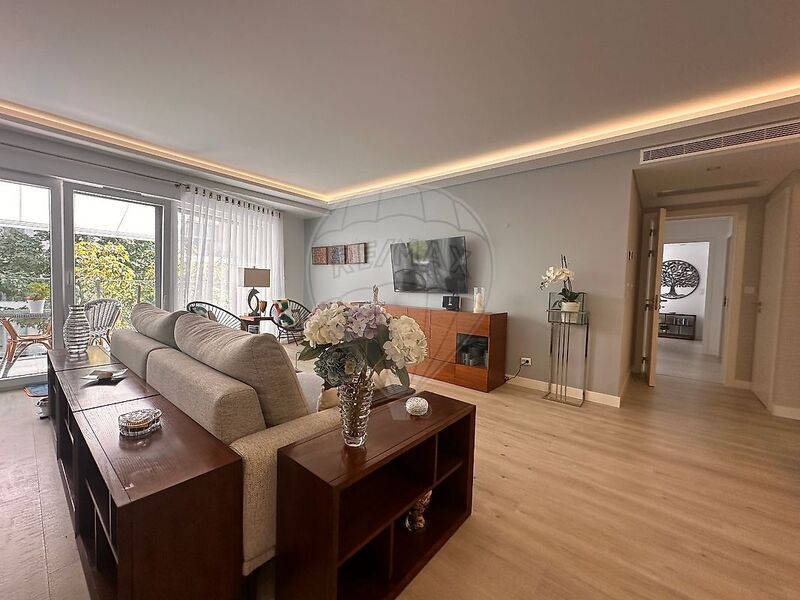 Apartment T3 Cascais - , ,