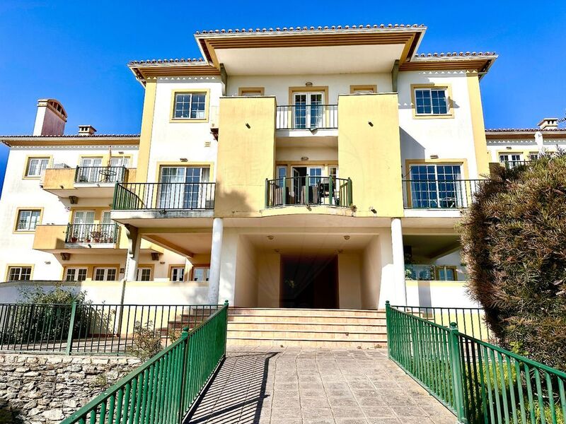 Apartment 4 bedrooms Sintra - swimming pool, store room, kitchen, garage, terrace, fireplace