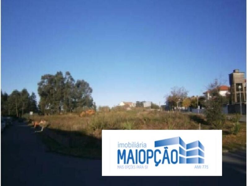 Plot Urban with 1070sqm Águeda