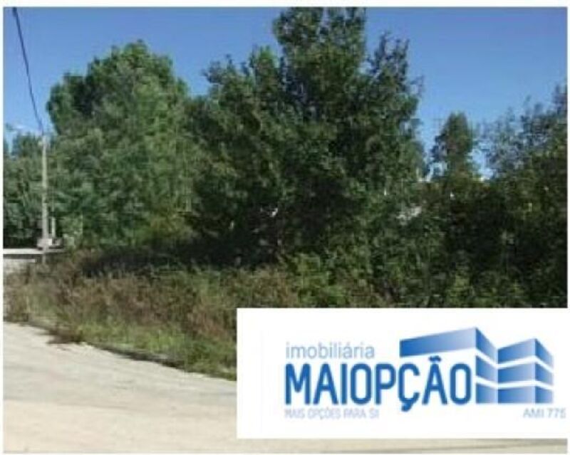 Land with 235sqm Oliveirinha Aveiro