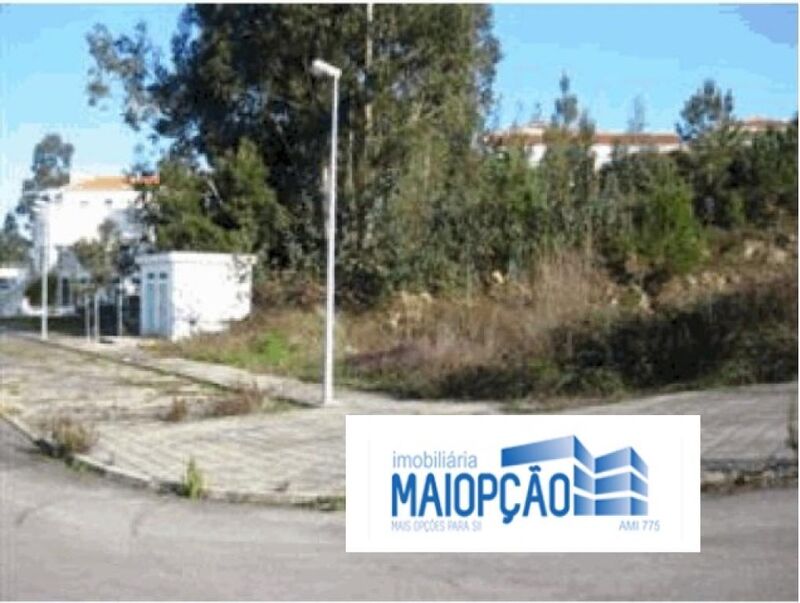 Lote de terreno Urbano com 2053m2 Vila Nova de Famalicão - bons acessos