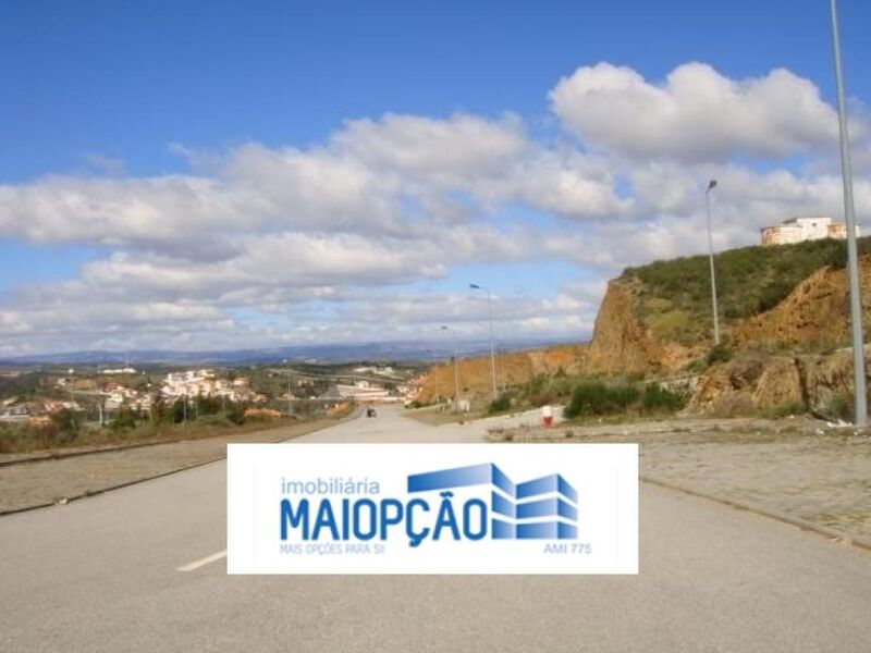 Land with 219sqm Mirandela