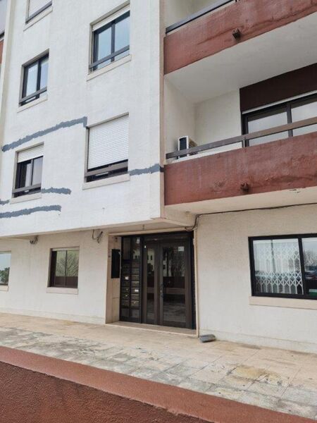 Apartment T3 Alfragide Amadora - fireplace, balcony, parking lot