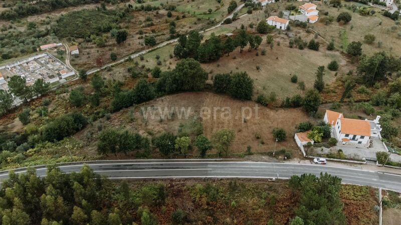 Land with 2500sqm Seia - construction viability