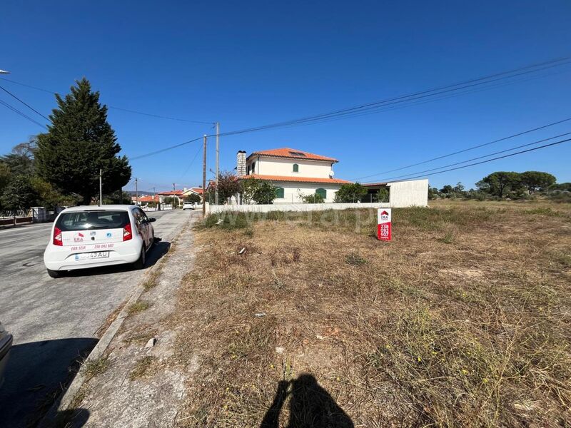 Lote com 595m2 Vila Nova de Tazem Gouveia