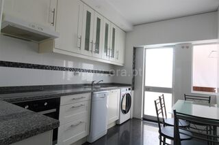 -611422788_apartamento-t2-vila-nova-de-gaia-mafamude-e-vilar-do-paraiso_14_1_1422788_17460410_2_1_HLZ62XUd514Lxx8fXsnsSfrxpuZrmBytk6CiFH62RmzEB8h4ZPpqcw_.jpg