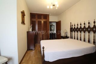 -611448273_apartamento-t3-vila-nova-de-gaia-mafamude-e-vilar-do-paraiso_14_1_1448273_17744887_2_1_R3U_2bJlrboV1QIonFooMYeTwaZqmMWc3WYYPd5nnyLGfEB8h4ZPpqcw_.jpg