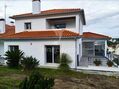 Alugar Moradia V3 Leiria - varanda, garagem, piscina, bbq, terraço