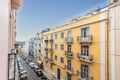 Apartment Renovated T2 for rent Estrela Lisboa - balcony