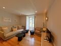 Apartamento Moderno no centro T2 para alugar Santa Maria Maior Lisboa - isolamento acústico, ar condicionado, 4º andar, cozinha equipada, varanda, mobilado, vidros duplos